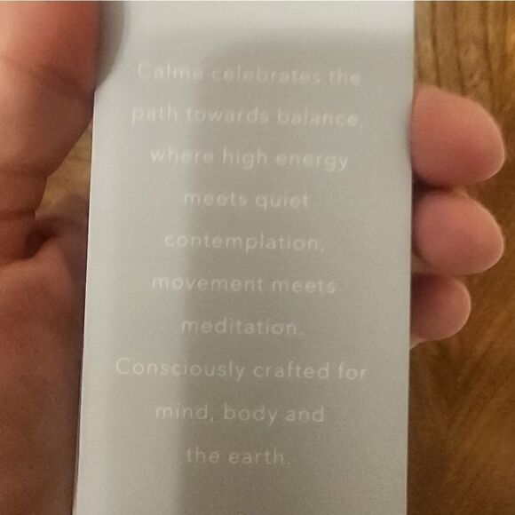 Johnny Was Calme Endurance Sports Bra size Medium NWT - Picture 4 of 5